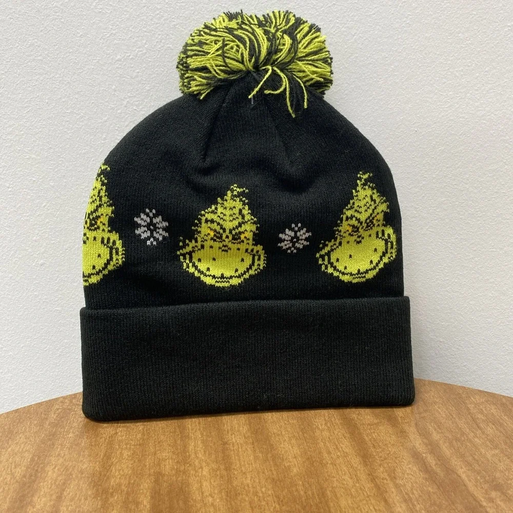 American Eagle Grinch Hat Beanie Black Green Cuff Pom Pom Christmas New‎ winter